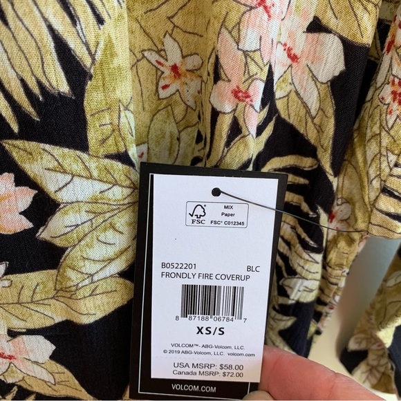 VOLCOM frondly fire coverup . NWT . - Picture 8 of 8